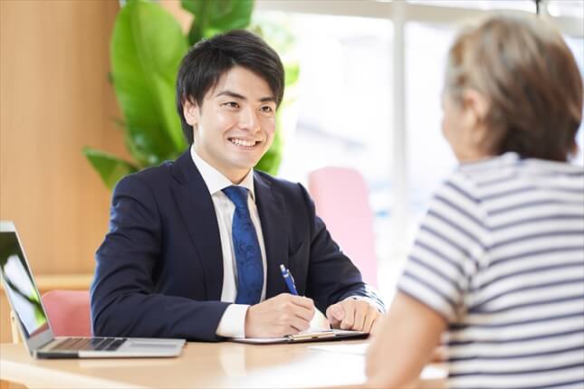 行政書士って何をしてくれる人なの？